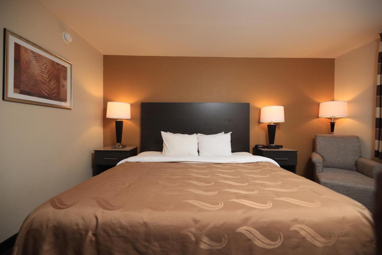 Quality Inn Dfw Airport North - Ірвінг Екстер'єр фото