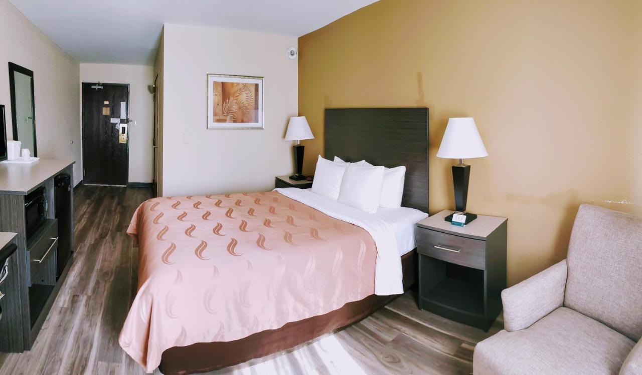 Quality Inn Dfw Airport North - Ірвінг Екстер'єр фото