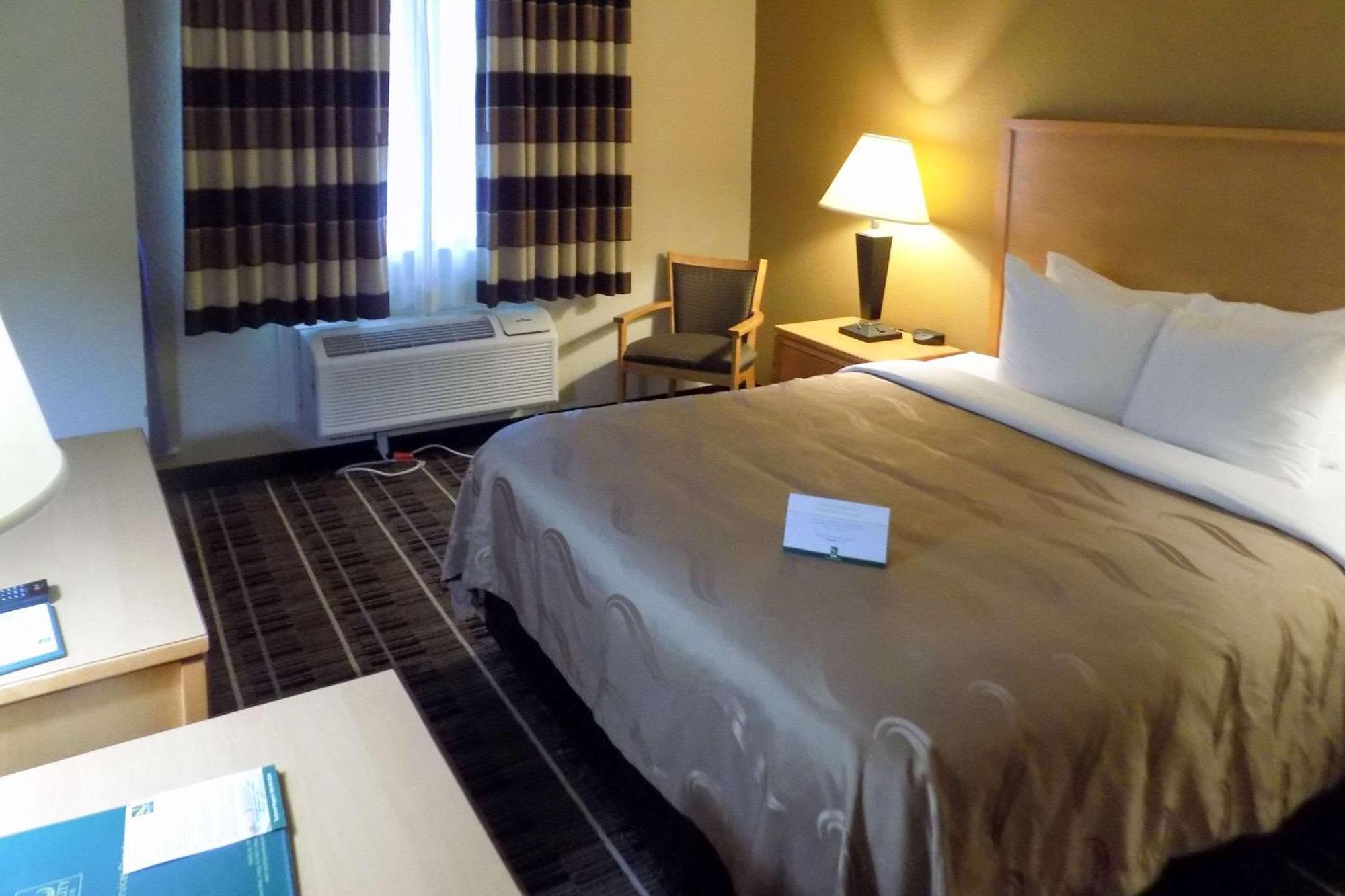 Quality Inn Dfw Airport North - Ірвінг Екстер'єр фото