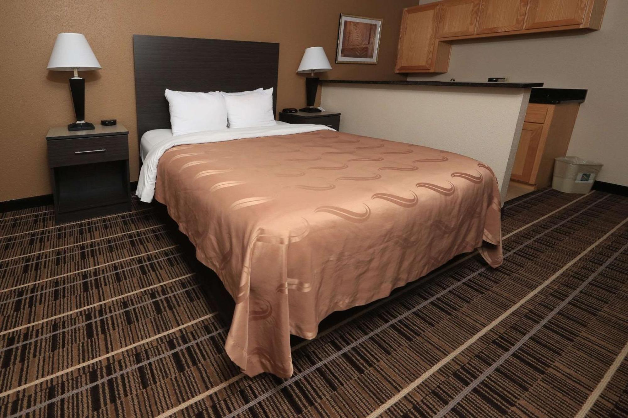 Quality Inn Dfw Airport North - Ірвінг Екстер'єр фото