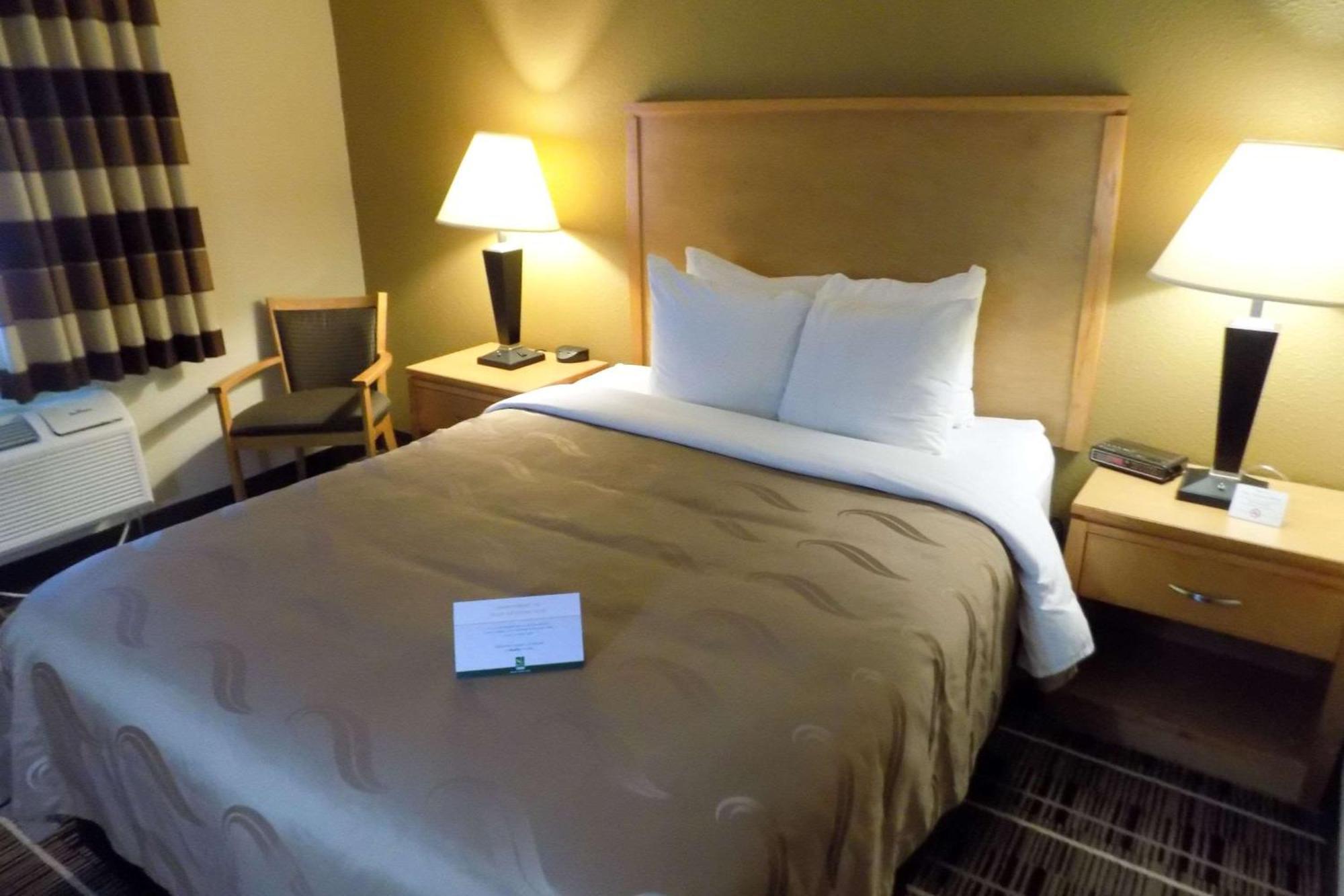 Quality Inn Dfw Airport North - Ірвінг Екстер'єр фото