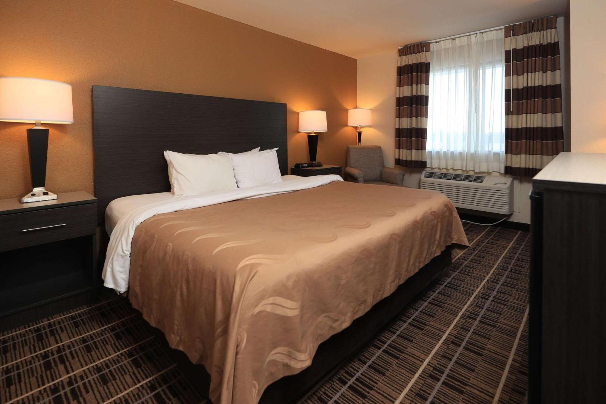 Quality Inn Dfw Airport North - Ірвінг Екстер'єр фото