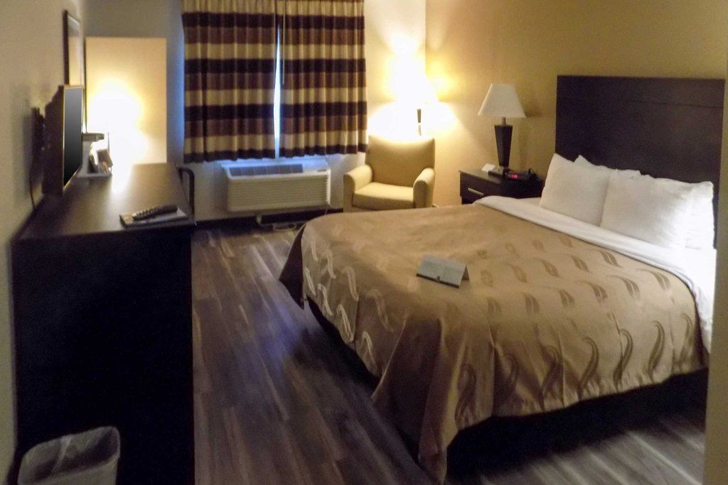 Quality Inn Dfw Airport North - Ірвінг Екстер'єр фото